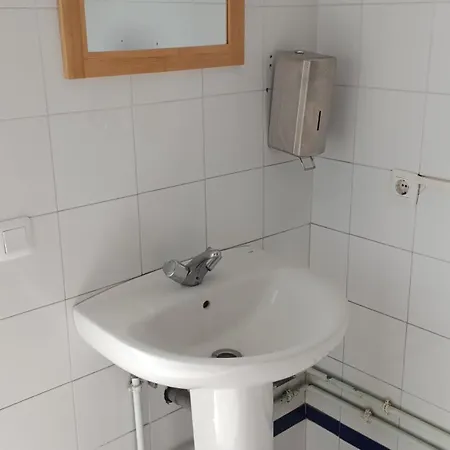Tu Casa Flotante En Sevilla! Barco En Alquiler En El Guadalquivir Hotel na wodzie *